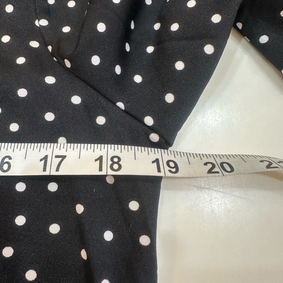 Croft & Barrow Polka Dot Black & White Women's Blouse Side Pockets Top Size M - Picture 9 of 14